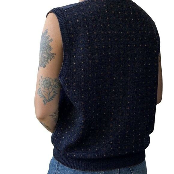 Vintage 1990s Tricots St. Raphael Pure Wool V Neck Preppy Sweater Vest Sz M - Picture 6 of 9